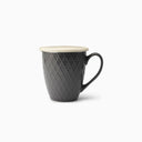 Tasse mit Sieb und Deckel